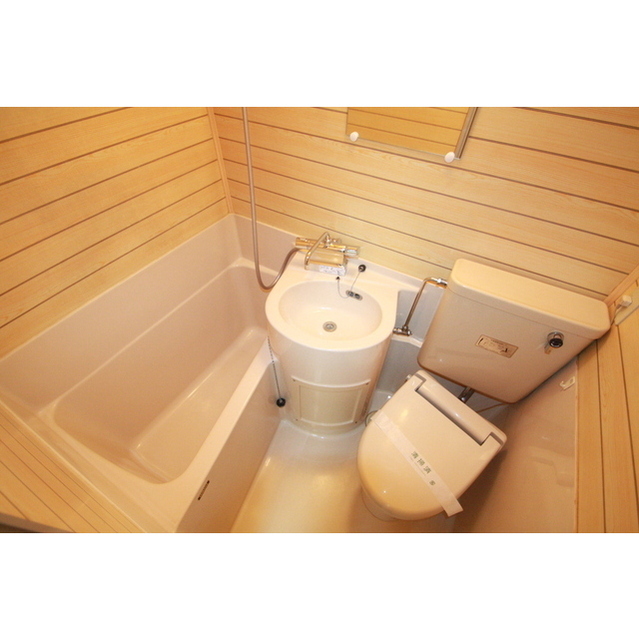 バス・シャワールーム　バス、洗面、トイレ
