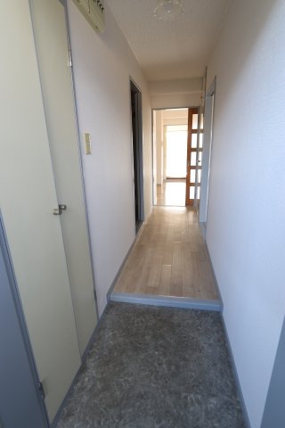 玄関　※写真はイメージになります。