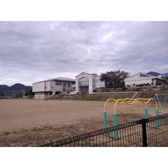 小学校　高山村立高山小学校（小学校）まで1934m