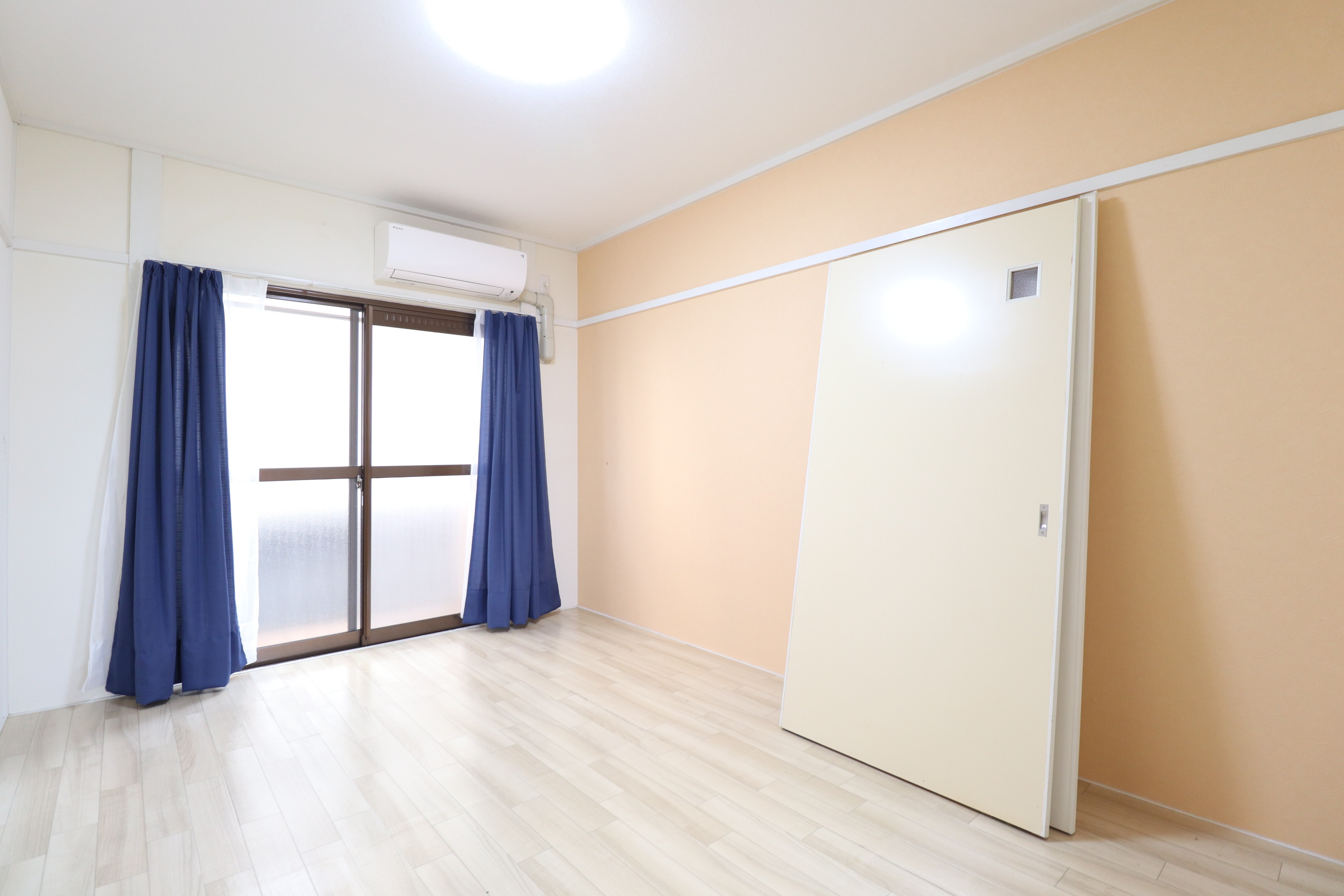 その他　6帖の洋室☆