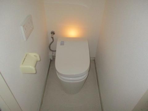 トイレ　シャワー付トイレ