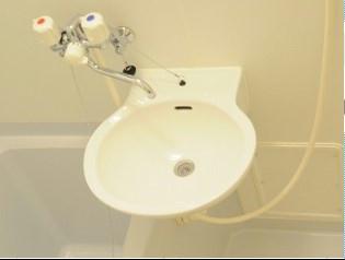 洗面設備　備品や設備仕様は号室等により異なります現地をご確認下さい。