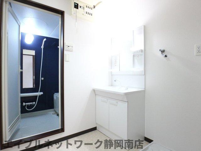 トイレ　コンパクトで使いやすいトイレです