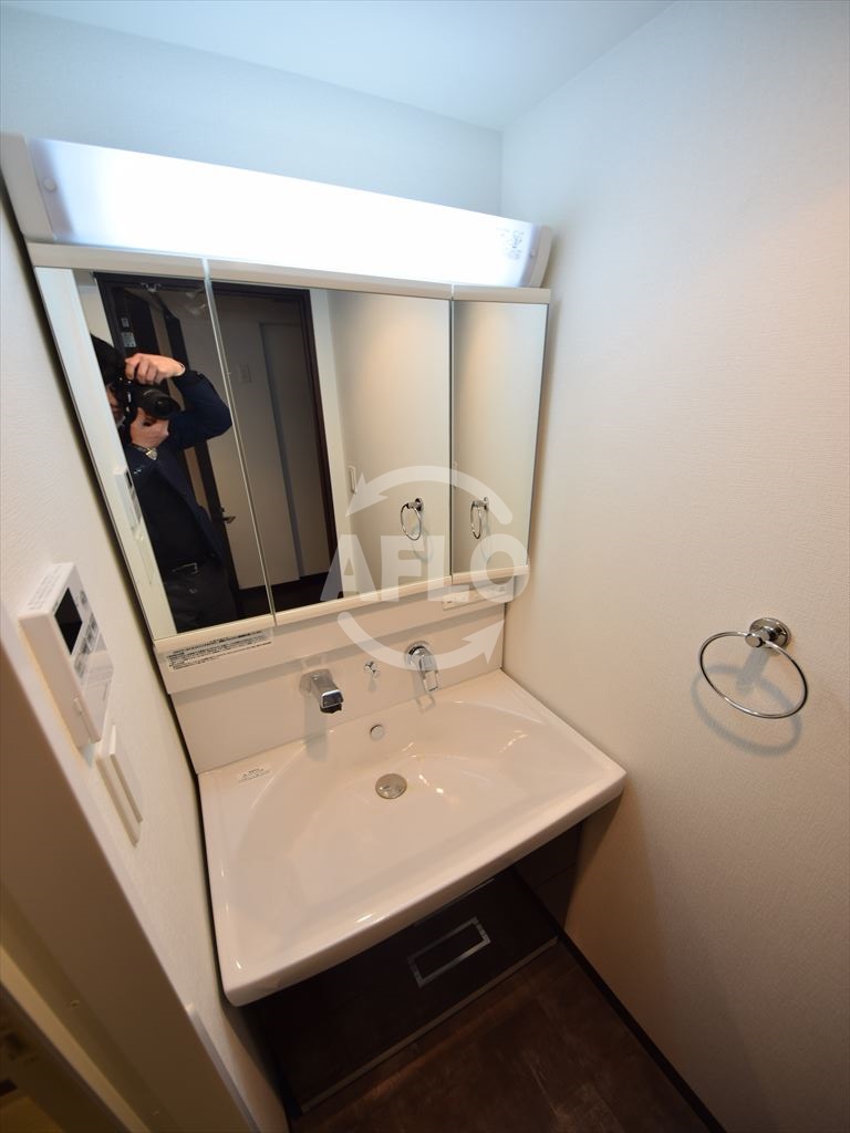 洗面設備　S-RESIDENCE淀屋橋　洗面化粧台