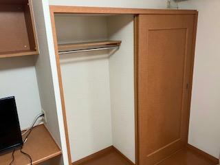 収納　ベッド下収納