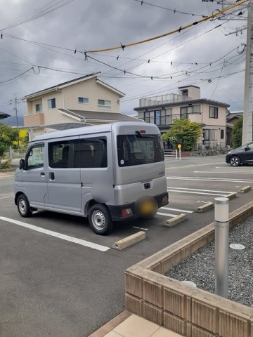 駐車場　駐車スペースもあります☆