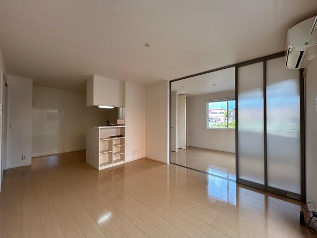 居室・リビング　★カウンターキッチンが素敵な空間を創りだしてます★