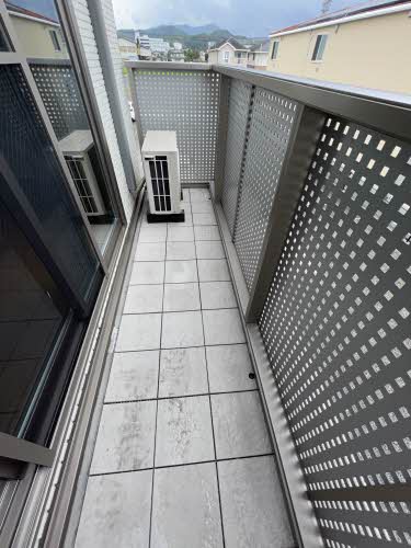 バルコニー　バルコニーがあります