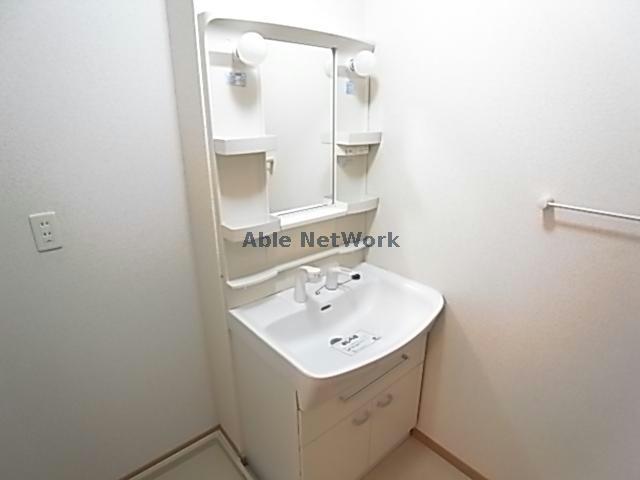 洗面設備　※別部屋写真参照