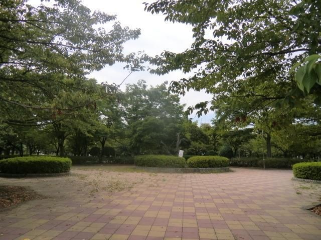 公園　新松戸中央公園（公園）まで80m