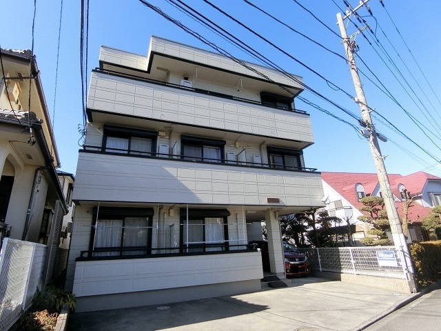 建物外観　橋本駅徒歩9分の好立地！閑静な住宅街