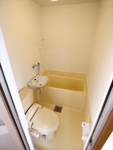 バス・シャワールーム　松山市朝生田町　コーポ中島　浴室