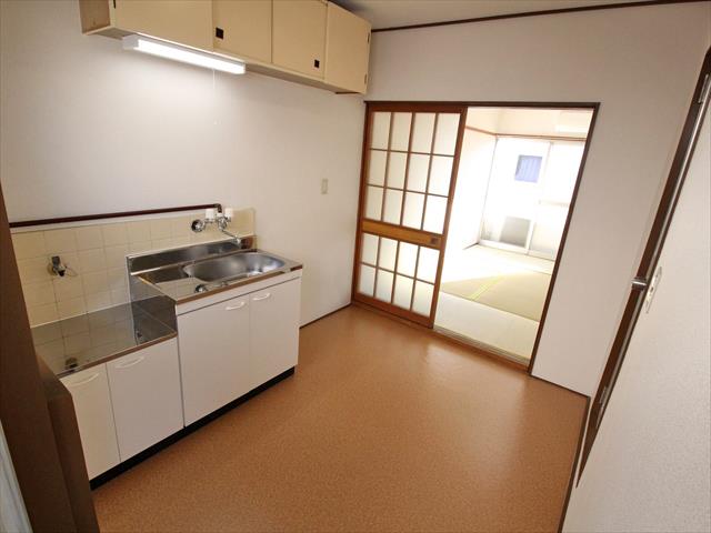 キッチン　松山市朝生田町　コーポ中島　キッチン