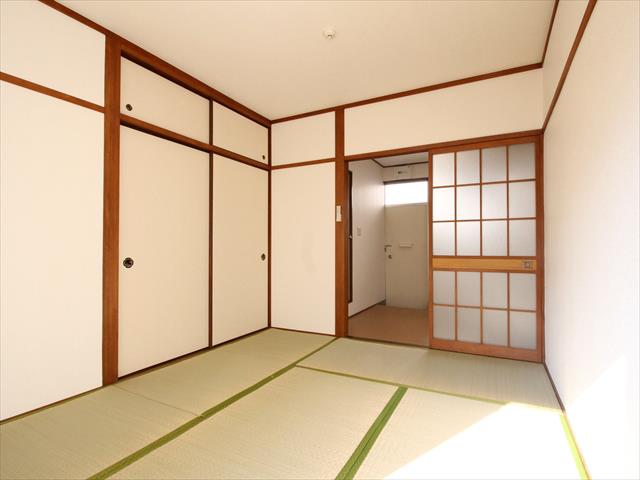 居室・リビング　松山市朝生田町　コーポ中島　和室