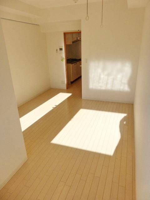 その他部屋・スペース　★明るい洋室です★