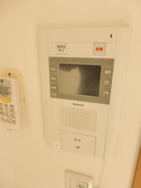 セキュリティ　★安心モニター付のオートロックです★