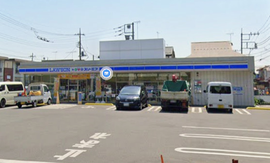 コンビニ　ローソン（コンビニ）まで196m