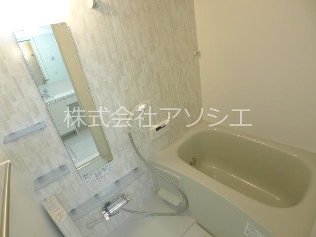 バス・シャワールーム　バスルーム