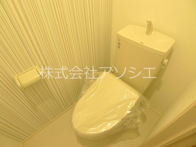 トイレ　ウォシュレット完備