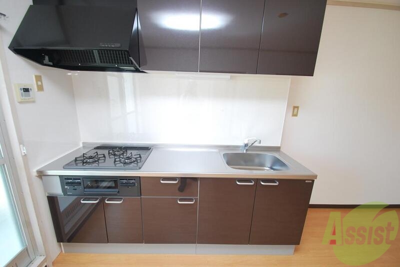 キッチン　お料理好きに嬉しいガスキッチン、使い勝手もよく収納もバッチリ