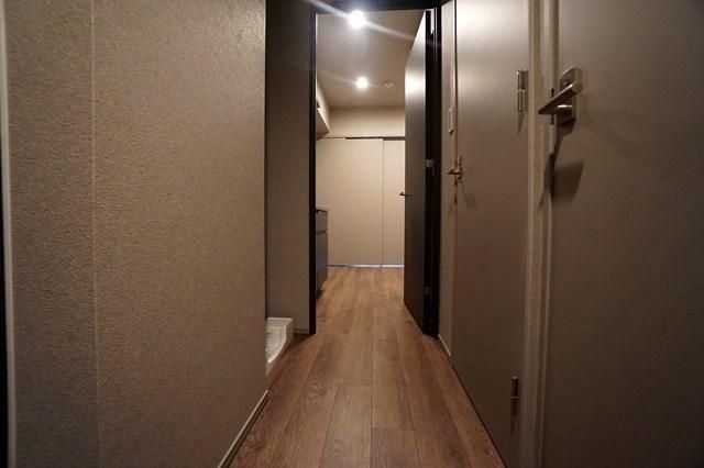 玄関　※別部屋の参考写真です。