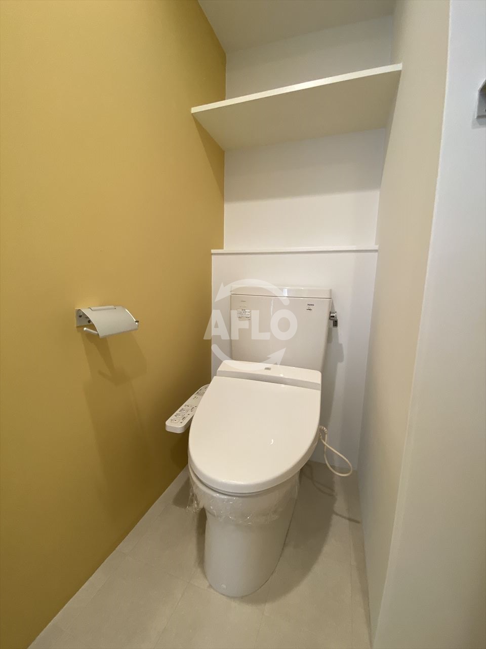 トイレ　アーバネックス淀屋橋　温水洗浄便座機能付き