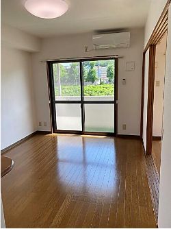 居室・リビング　★044-299-8985までお気軽にお電話下さい♪