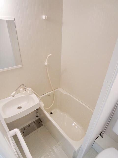 バス・シャワールーム　浴室