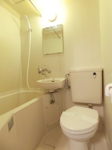 バス・シャワールーム　お風呂です