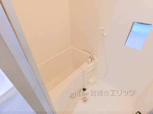 バス・シャワールーム　風呂