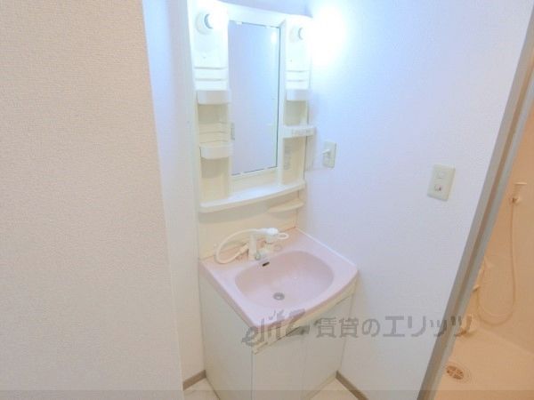 洗面設備　洗面所