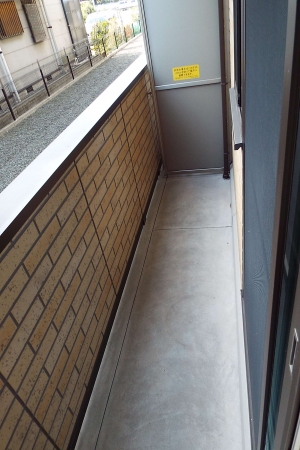 バルコニー　バルコニーからの眺めを楽しみながら食事をしませんか