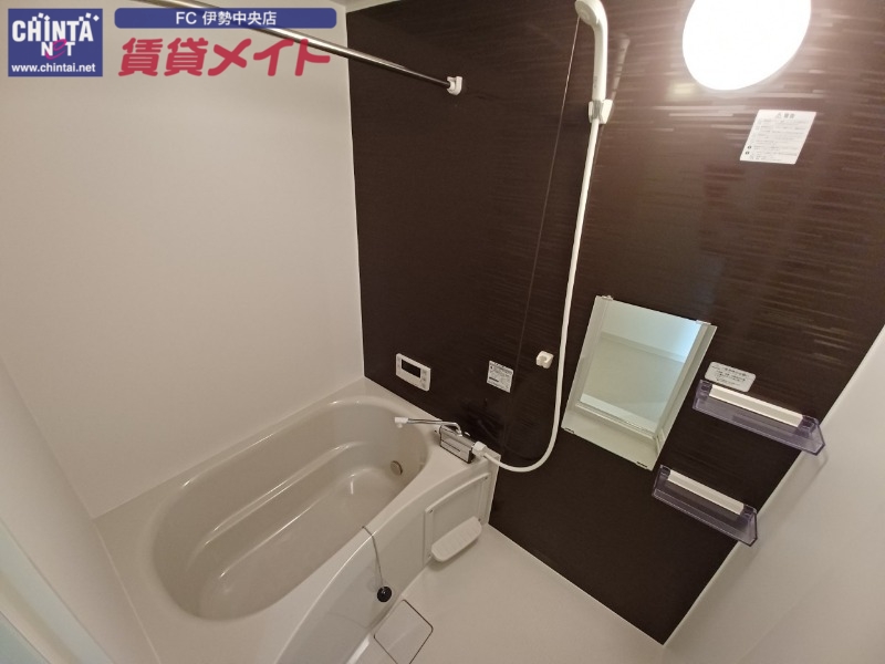 バス・シャワールーム　同型参考写真