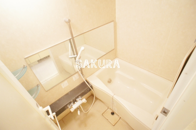 バス・シャワールーム　日々の疲れを癒すお風呂です♪