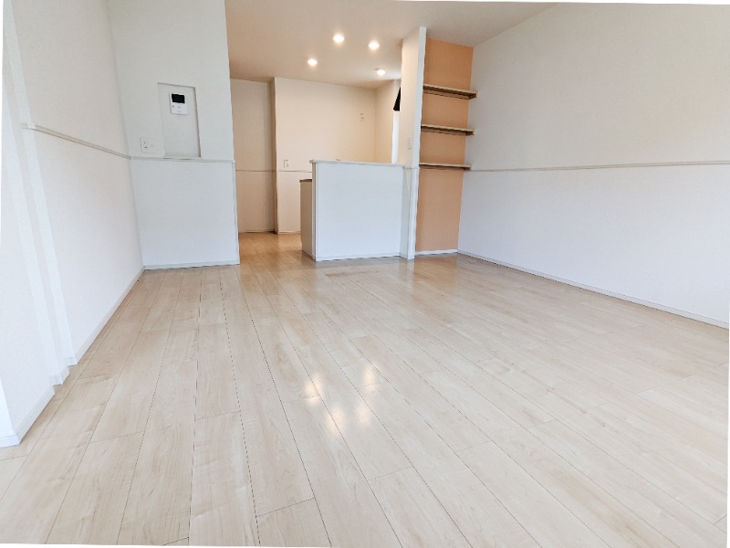 居室・リビング　図面と現状に相違がある場合には現状を優先