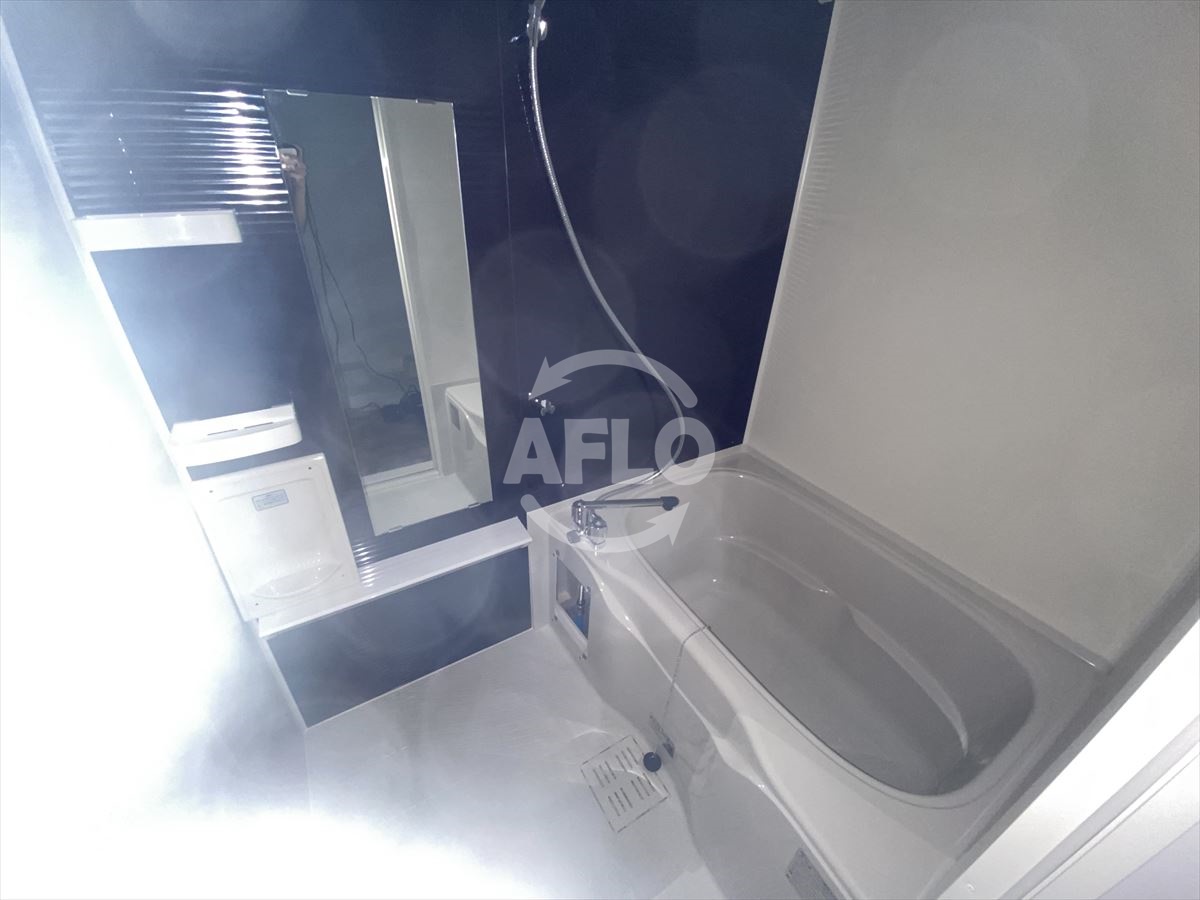 バス・シャワールーム　ミラージュパレス谷町ブライト　浴室