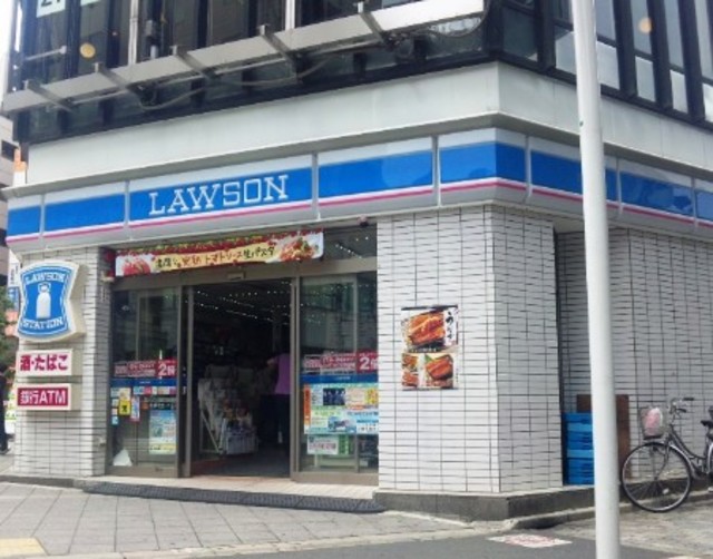 コンビニ　ローソン高円寺駅前店（コンビニ）まで114m