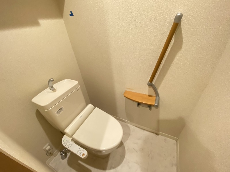 トイレ　ウォシュレット！