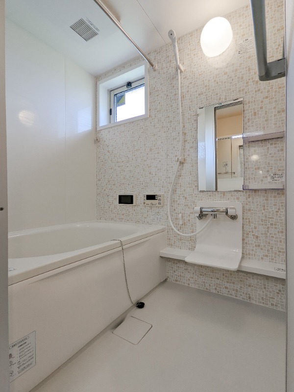 バス・シャワールーム　図面と現状に相違がある場合には現状を優先