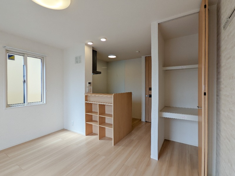 収納　図面と現状に相違がある場合には現状を優先