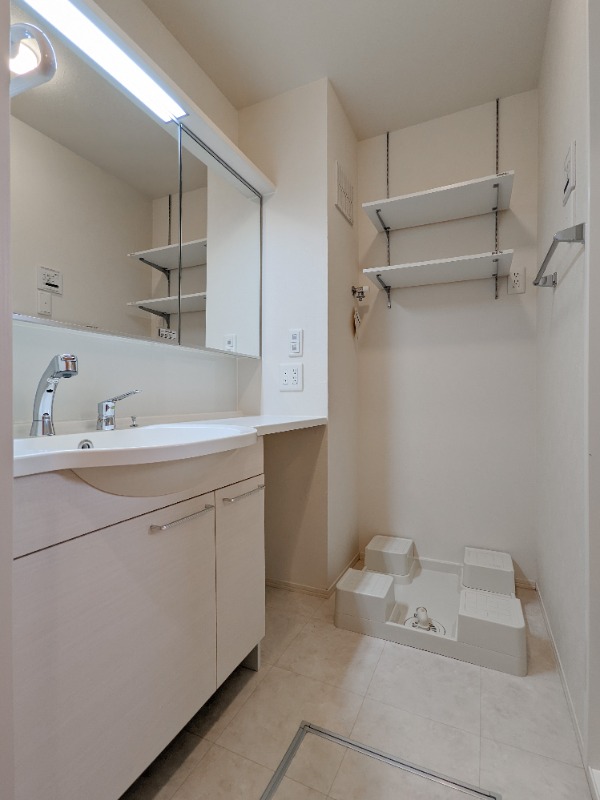 洗面設備　図面と現状に相違がある場合には現状を優先