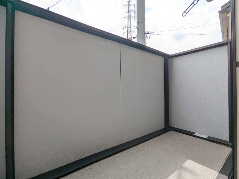 バルコニー　図面と現状に相違がある場合には現状を優先