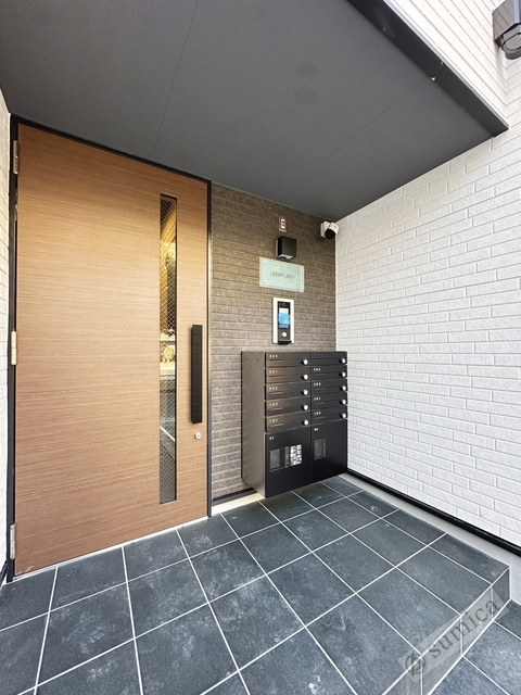 エントランス　オートロック・防犯カメラ完備で部外者シャットアウト♪♪