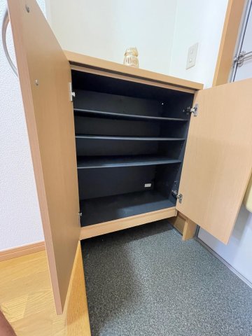 収納　シューズボックス靴がいっぱい収納出来ます