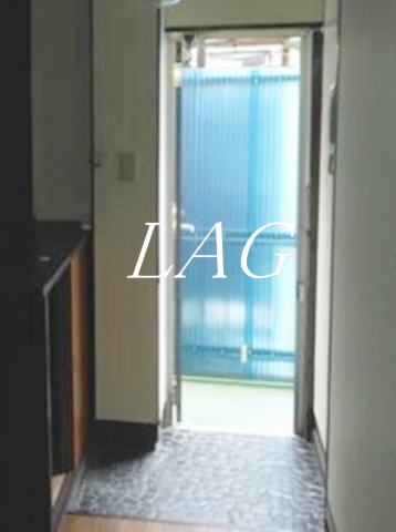 玄関　玄関です。