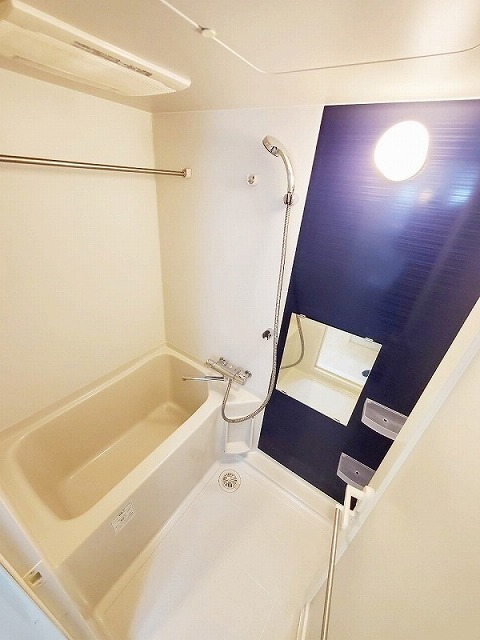 バス・シャワールーム　バスルーム