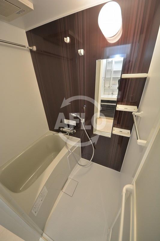 バス・シャワールーム　スワンズシティ堺筋本町　浴室換気乾燥暖房機付バスルーム