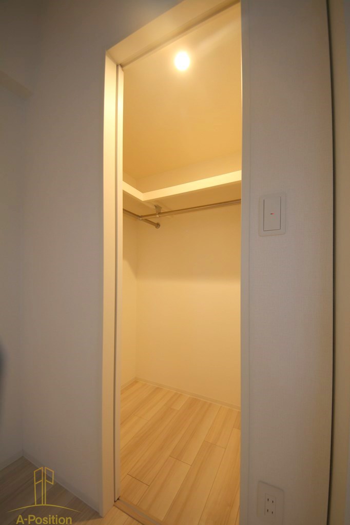 収納　アドバンス難波ラシュレ