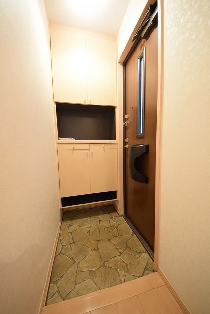 玄関　★お問い合わせはタウンハウジングまで★