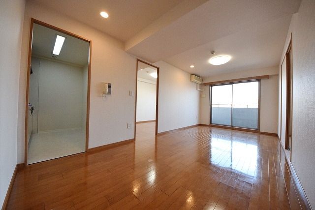 居室・リビング　別部屋参考写真